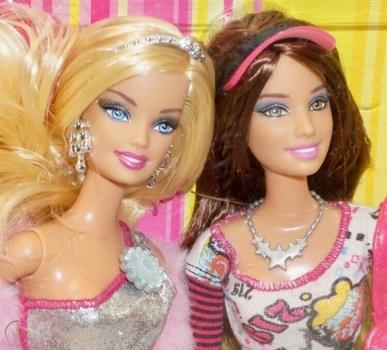 Mattel - Barbie - Fashionistas - Best Friends Glam & Sporty - Poupée